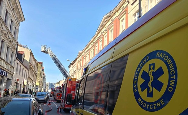 Pożar kamienicy w Bydgoszczy. Jedna osoba poszkodowana