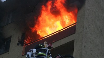 Pożar kamienicy w centrum Chorzowa. Nie żyje 25-latek
