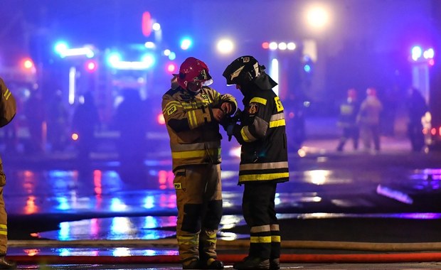 Pożar kamienicy w Czeladzi. Dwie osoby zostały poszkodowane