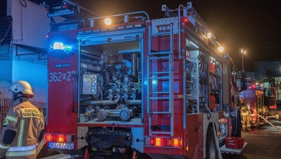 Pożar kamienicy w Gnieźnie. Zginęły dwie osoby