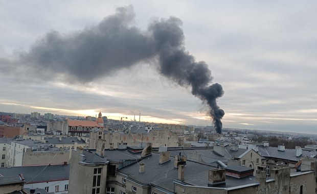 Pożar kamienicy w Łodzi. Ewakuowano mieszkańców