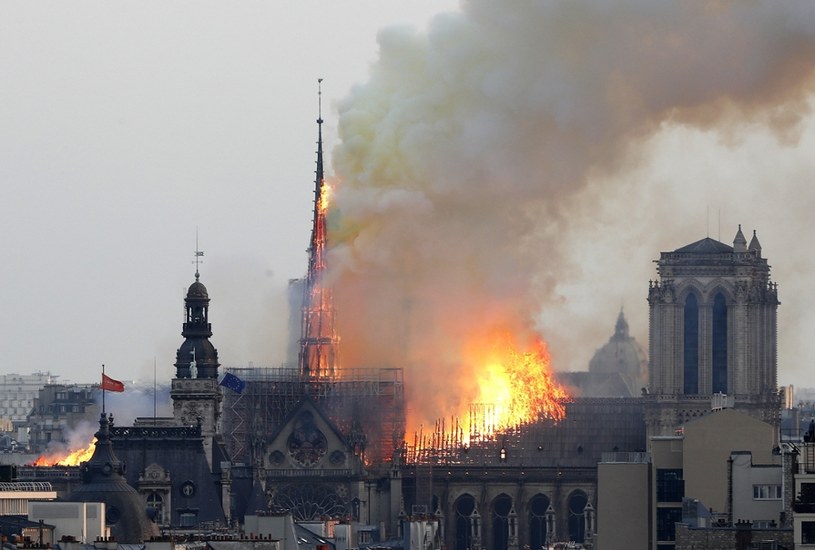 Pożar katedry Notre Dame /AP Photo/Thibault Camus /East News