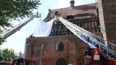 Pożar kościoła św. Piotra i Pawła w Gdańsku. Dulkiewicz zapowiada pomoc finansową