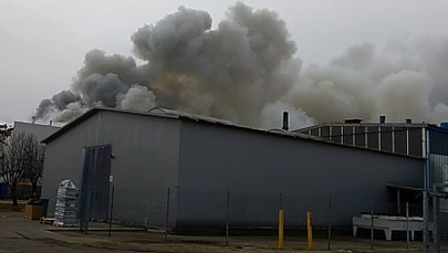 Pożar lakierni w fabryce naczep w Wieluniu jest opanowany