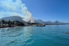 Pożar lasów wokół kurortu Kemer w Turcji