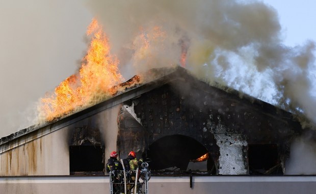 Pożar liceum w Grodzisku Mazowieckim. RCB wysłało alert