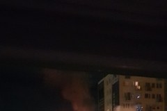 Pożar Lidla w Kielcach. Zawalił się dach