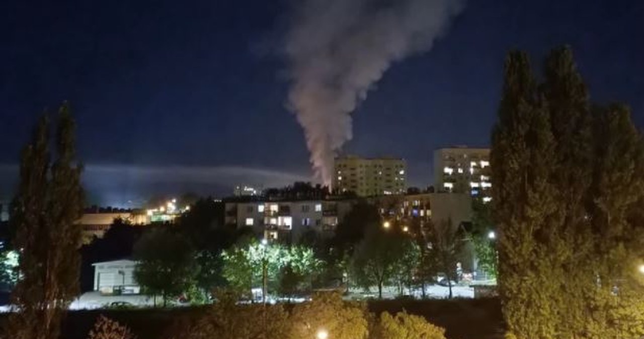 Pożar Lidla w Kielcach. Zawalił się dach