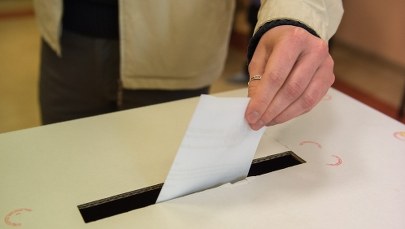 Pożar lokalu wyborczego w Biskupinie. Ale ciszy wyborczej nie przedłużą