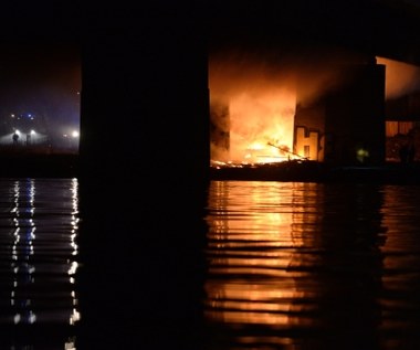 Pożar Mostu Łazienkowskiego: Jest śledztwo
