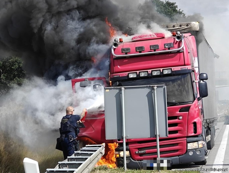Pożar na autostradzie A4 /Dolnośląska Policja /