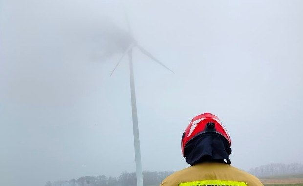 Pożar na farmie wiatrowej w Zachodniopomorskiem. Płonie turbina