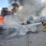 Pożar na lotnisku w Gdańsku. Płonęło 11 samochodów