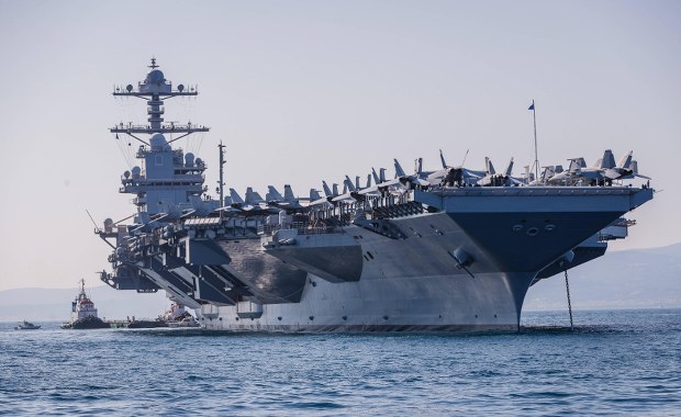 Pożar na pokładzie amerykańskiego lotniskowca USS Gerald R. Ford