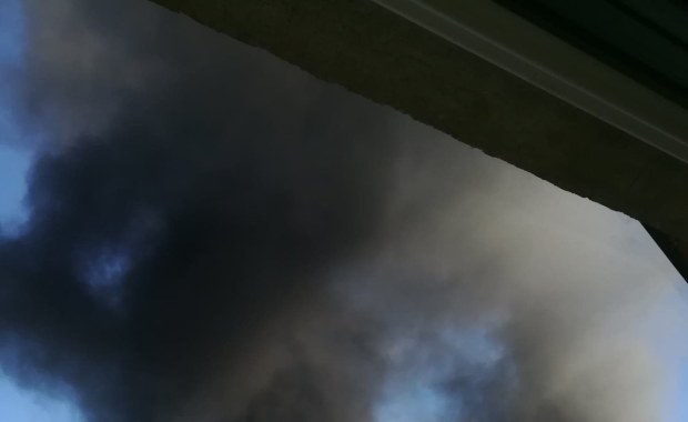 Pożar pod Częstochową: Palił się zakład przetwarzający plastik 