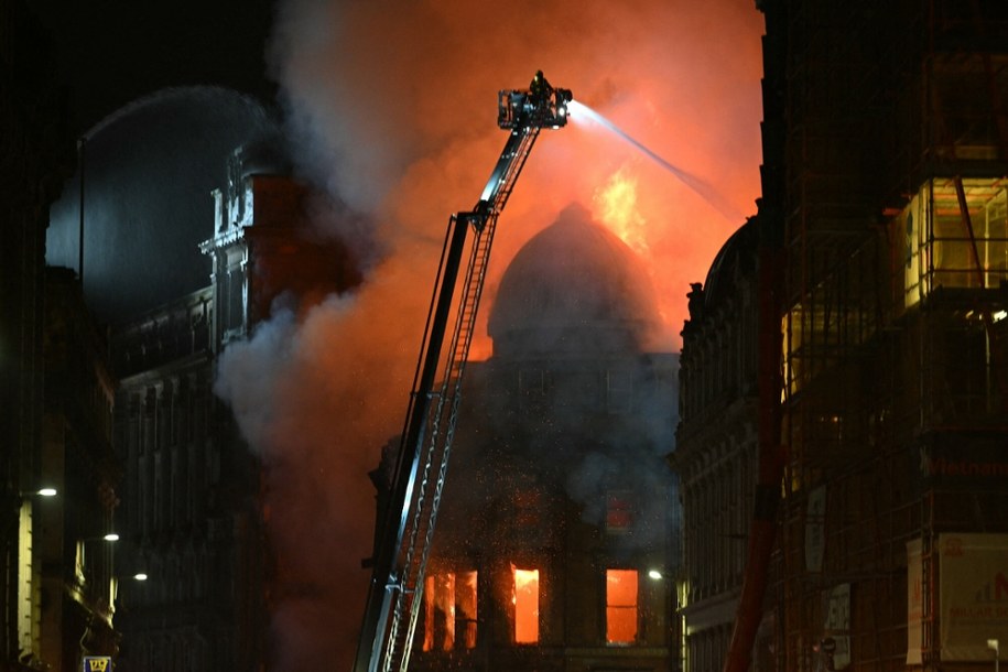 Pożar przy dworcu w Glasgow /Andy Buchanan /AFP/EAST NEWS