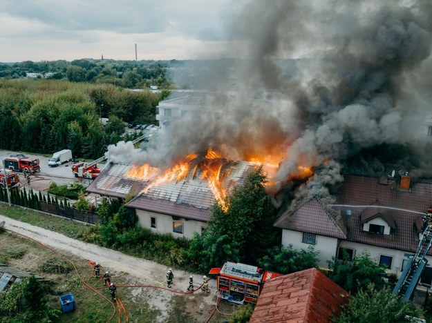Pożar sali weselnej w Pruszkowie /fot. Piotr Kowalski /Gorąca Linia RMF FM