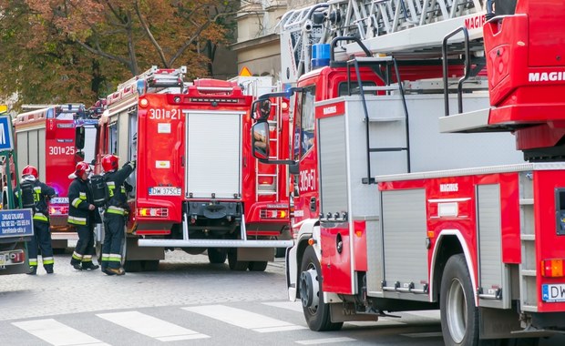Pożar samochodów i maszyn rolniczych w Kaliszu