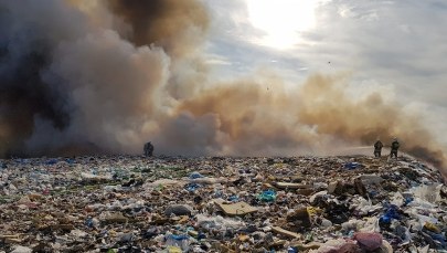 Pożar składowiska odpadów w Łódzkiem