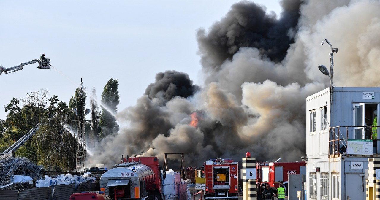 Pożar składowiska odpadów w Szczecinie