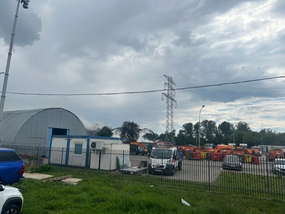 Pożar sortowni odpadów w Warszawie. /Michał Dobrołowicz /RMF FM