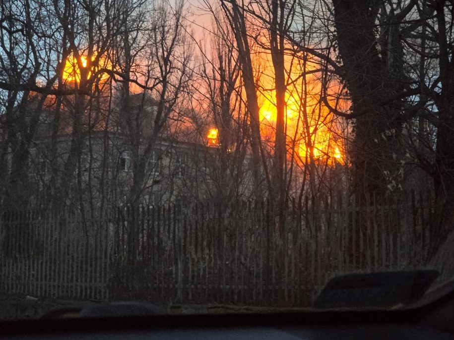 Pożar starego dworku w Zgierzu /Gorąca Linia RMF FM