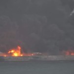 Pożar tankowca po kolizji z frachtowcem. Zaginionych 32 marynarzy
