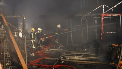 Pożar targowiska w Osinowie Dolnym