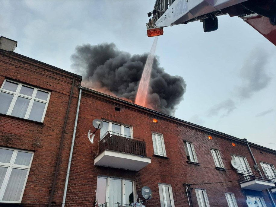 Pożar w Dąbrowie Górniczej /Komenda Miejska Państwowej Straży Pożarnej w Dąbrowie Górniczej /