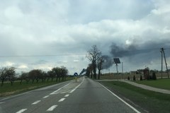 Pożar w fabryce farb pod Sochaczewem na Mazowszu 