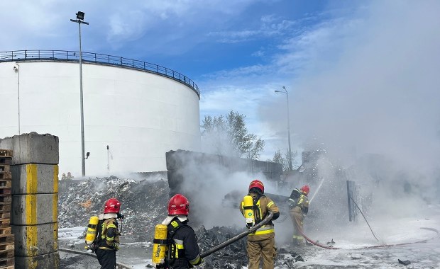 Pożar w gdańskim porcie. Zapaliła się maszyna do sortowania odpadów