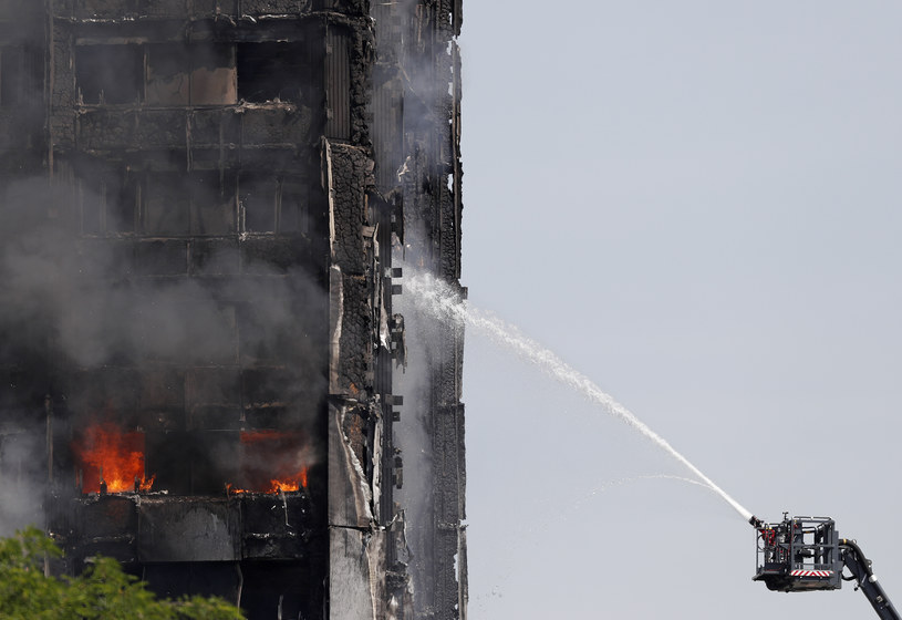 Pożar w Grenfell Tower /AFP