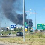 Pożar w hali firmy wywożącej odpady w Płocku