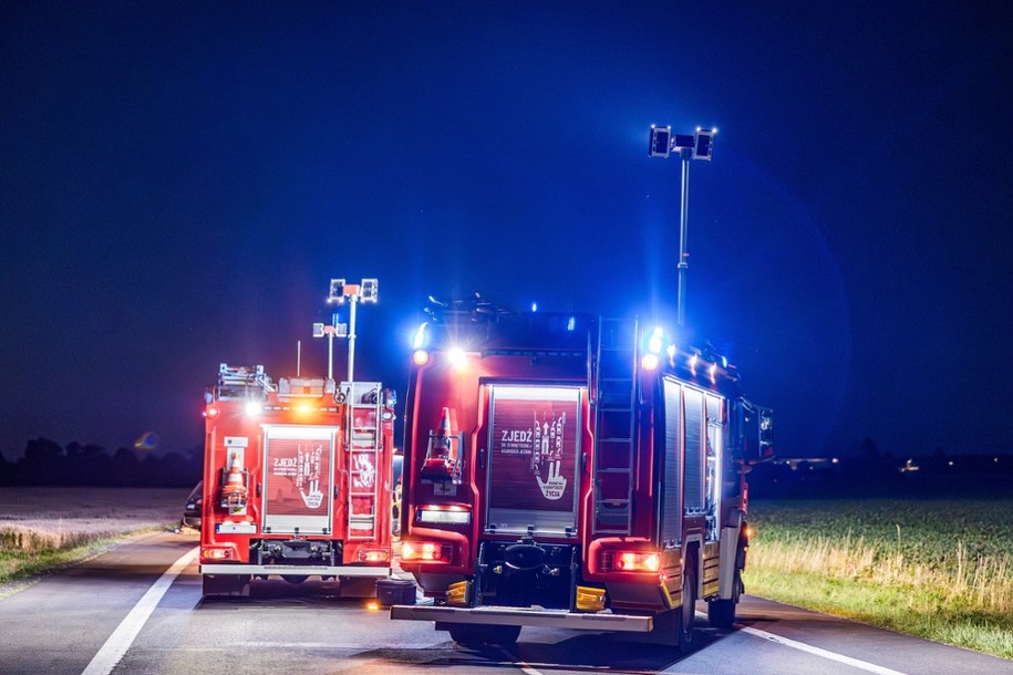 Pożar w hali we Wrocławiu. Na miejsce wysłano kilka zastępów