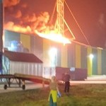 Pożar w Morągu. Płonął dach magazynu firmy stolarskiej