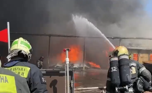 Pożar w Moskwie. Czarny dym nad miastem