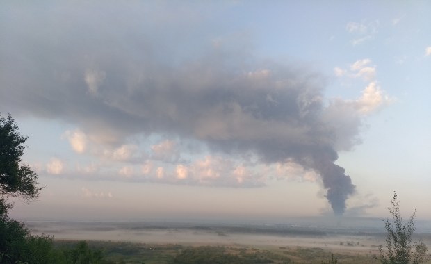 Pożar w Myszkowie: Strażacy wciąż pracują na pogorzelisku