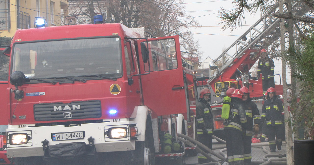 Pożar w Rembertowie. Nie żyją 3 osoby