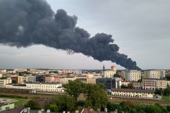 Pożar w Sosnowcu. Nad Zagłębiem i Śląskiem uniosły się kłęby czarnego dymu
