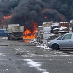 ​Pożar w Świętochłowicach. Kłęby czarnego dymu były widoczne z dużej odległości