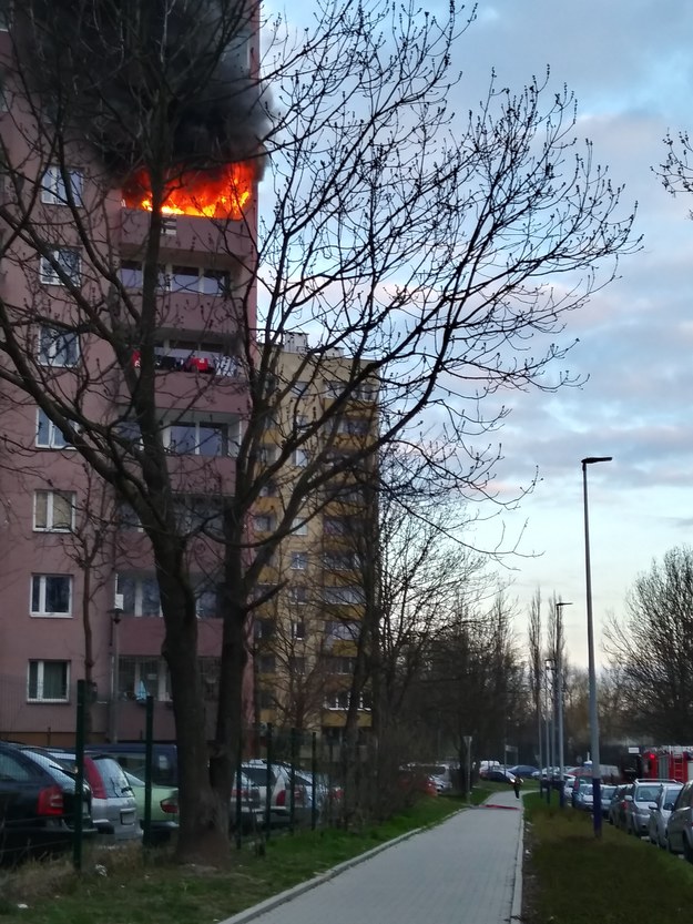Pożar wybuchł w mieszkaniu na 6. piętrze /Gorąca Linia RMF FM