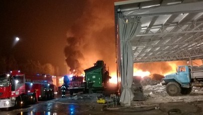 Pożar wysypiska śmieci. Akcja strażaków potrwa kilka dni