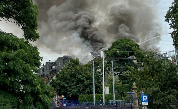 Pożar zabytkowej kamienicy w centrum Krakowa