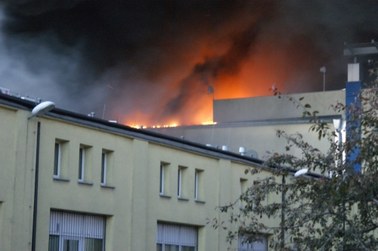 Pożar zakładów w Łodzi