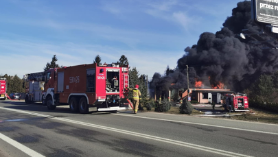 Pożar zakładu chemicznego koło Zgierza został opanowany
