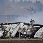 Pożar zakładu meblarskiego w Kaninie. Jedna osoba poszkodowana