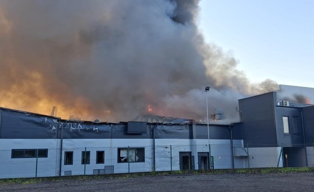 Pożar zakładu produkującego paluszki w Małopolsce