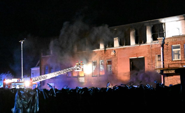 Pożar zakładu utylizacji opon w Szczecinie. Ostrzeżenie służb