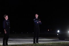 Pożegnanie astronautów z bliskimi