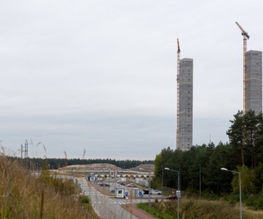 Pozew o "dwie wieże" w Ostrołęce. Prezes Enei ujawnia szczegóły